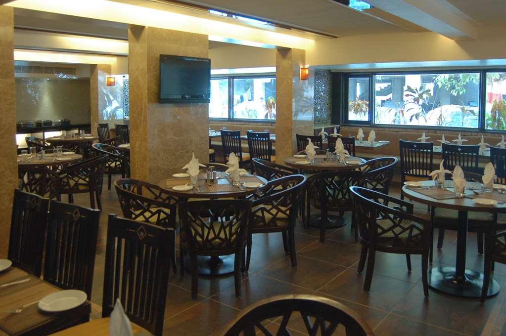 Comfort Inn President Near Ahmedabad Junction Station Restaurant foto