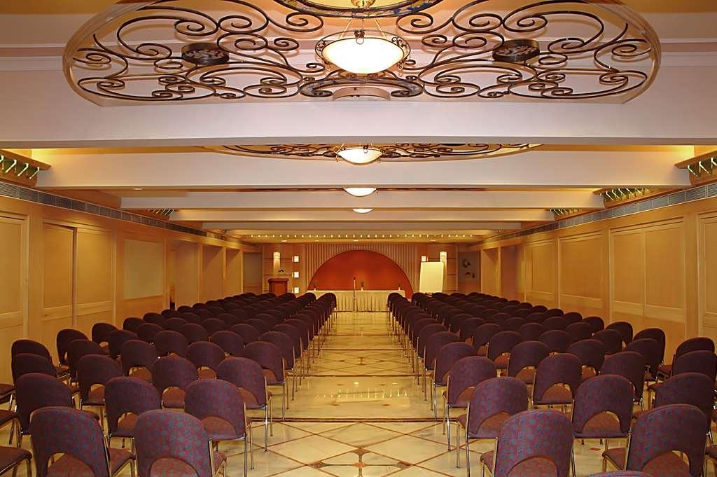 Comfort Inn President Near Ahmedabad Junction Station Facilități foto