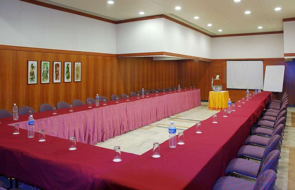 Comfort Inn President Near Ahmedabad Junction Station Facilități foto