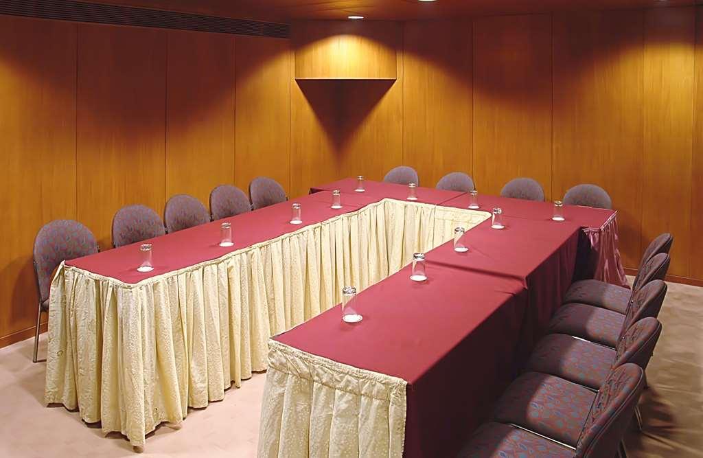 Comfort Inn President Near Ahmedabad Junction Station Facilități foto